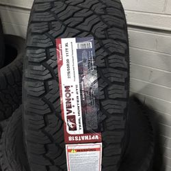 Llantas 275/55/20 Venom Power 