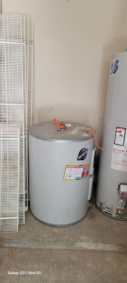 Electric Hot Water Heater