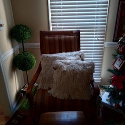 2 Heavy Duty Accents Chairs