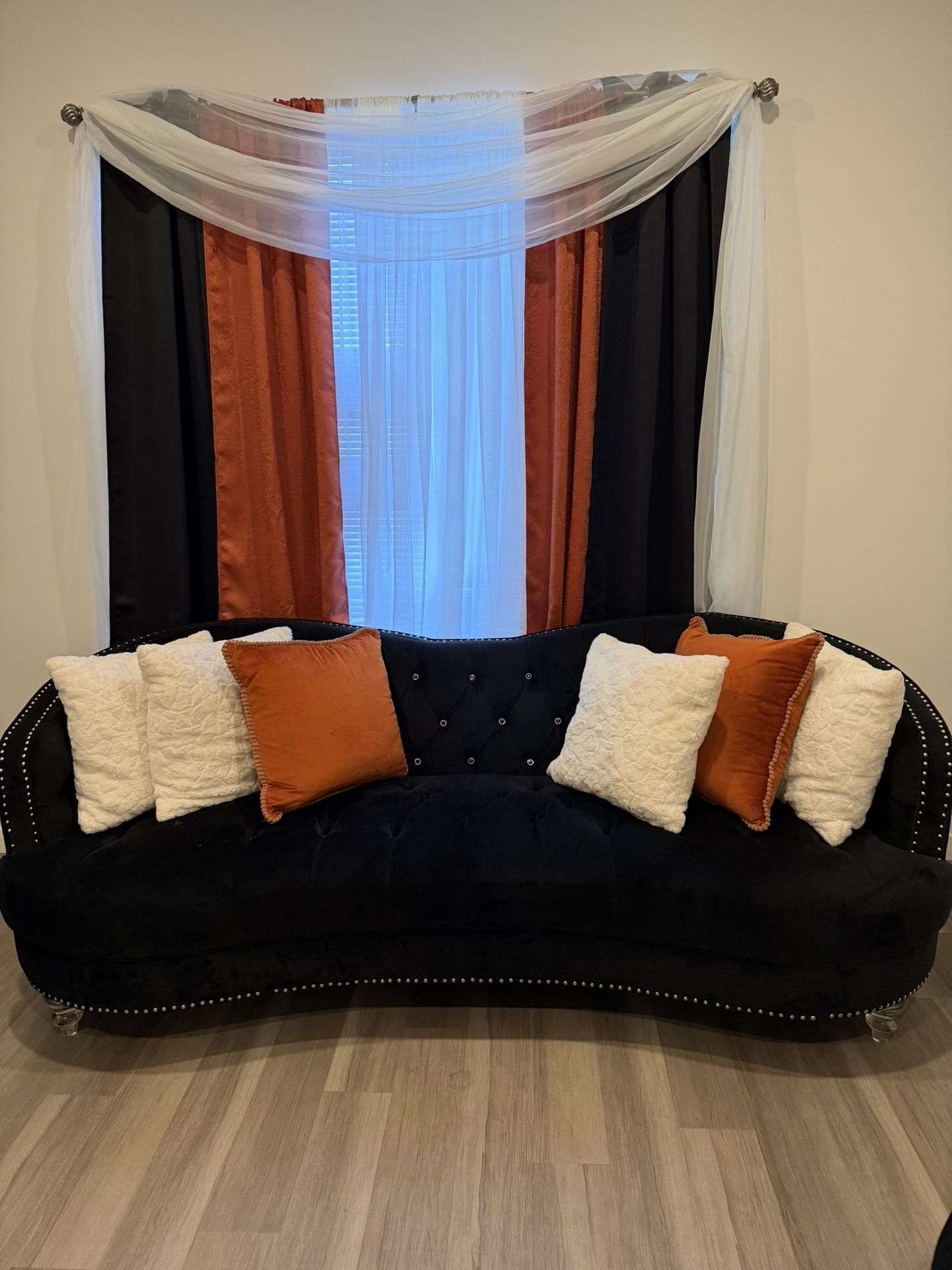 Sofa & Loveseat