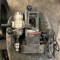 Black and Decker 1556 Mag Drill Press