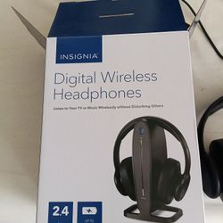 Insignia TV Comfortable Headphones 🎧