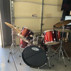 Beginner 5 Piece Drum Set
