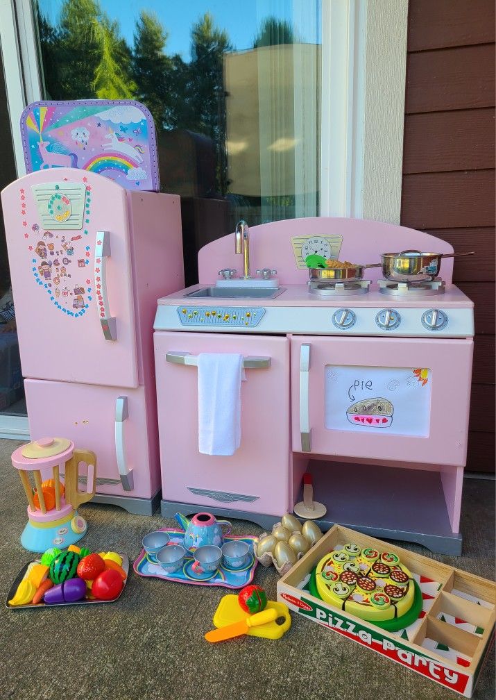 Kitkraft Play Kitchen