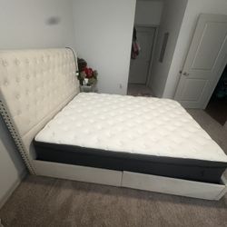QUEEN SIZE STORAGE BED. 