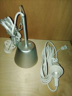 2 hanging lights