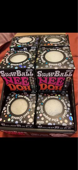 NeeDoh snow ball crunch (NEW) available