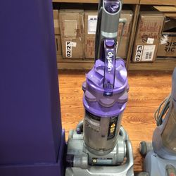 Dyson DC 14 Animal Vacuum 