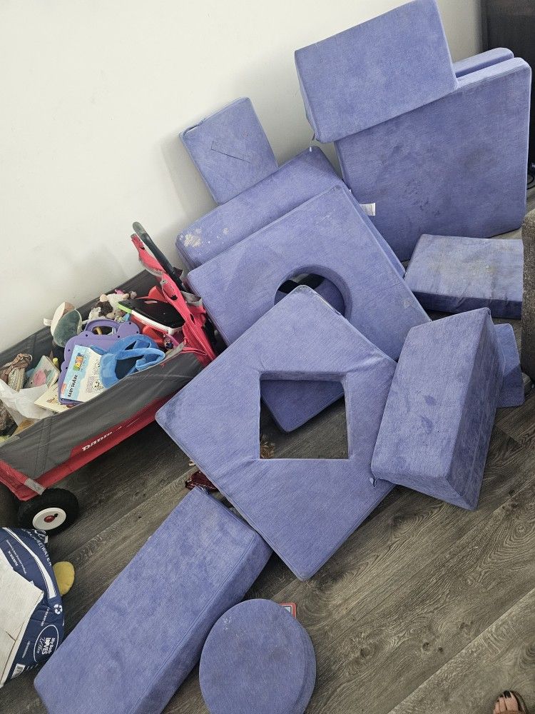 Free Kids Play Cushions