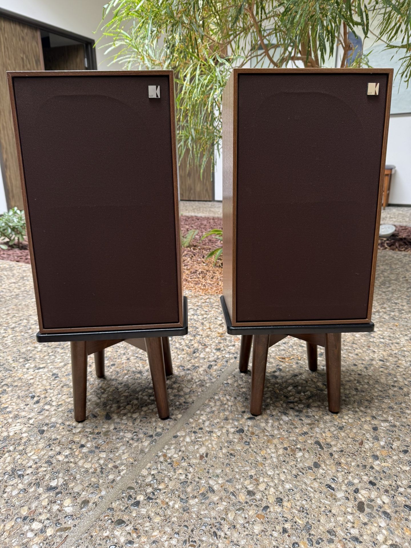Vintage KEF Chorale Speakers