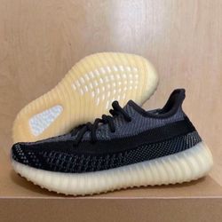 Adidas Yeezy Boost 350 V2 Carbon Size 4 Mens / 5 Womens FZ5000 Brand New