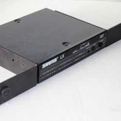 Shure LX4-CL Wireless receiver With power adapter and mount
