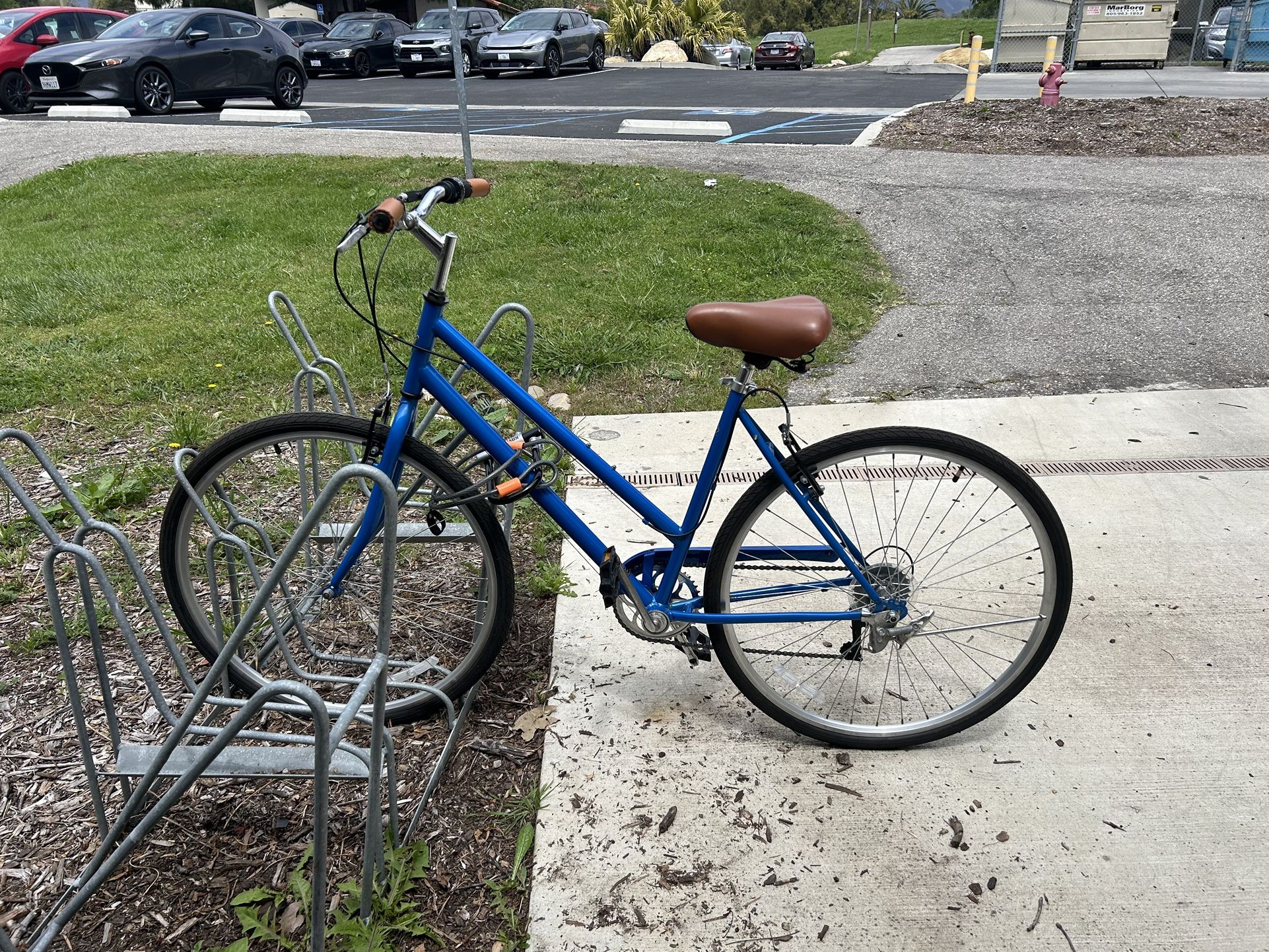 Blue Vilano H2 Commuter bike 