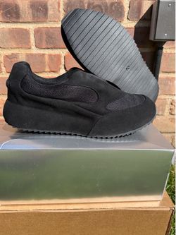 Yeezy BL-01 bully black size 13 NWT
