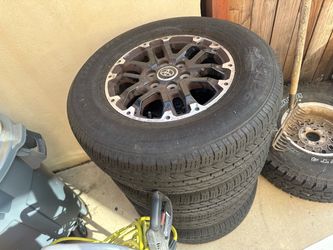 2023 tundra stock rims