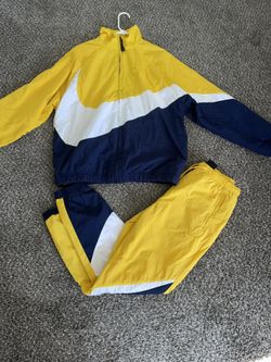 Nike 90s vintage Big Swoosh