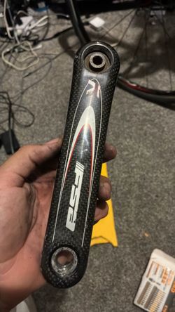 FSA carbon Fiber left (non drive side) crank arm