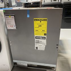 Dacor Renaissance 24” Integrated Dishwasher, for use with custom panels