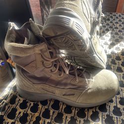 Converse Light Weight Combat Boots