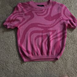 women’s pink crop shirt 