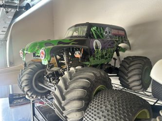 Losi LMT Monster Truck Version 1