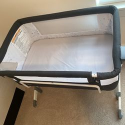 Baby bassinet 