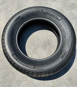 14” TIRES - MICHELIN DEFENDER P185 70 14