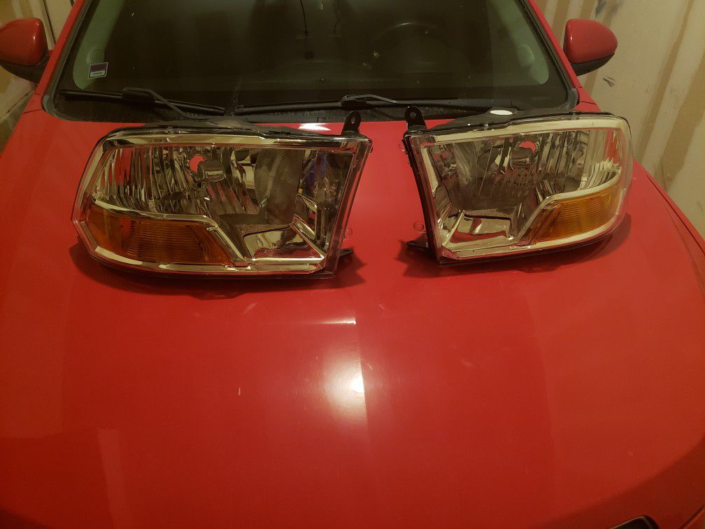 Ram 1500 Headlights 