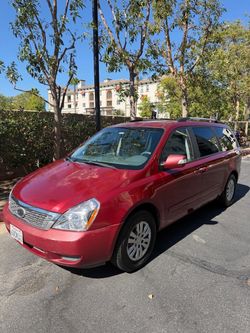 2011 KIA Sedona