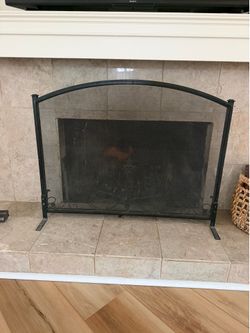Fireplace screen