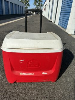 Igloo Ice Chest