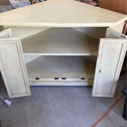 Corner Storage 