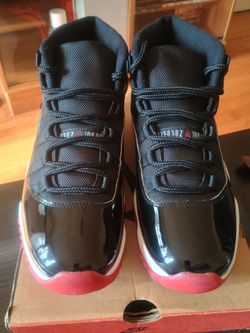Jordan 11 Bred Retro -Size 9.5