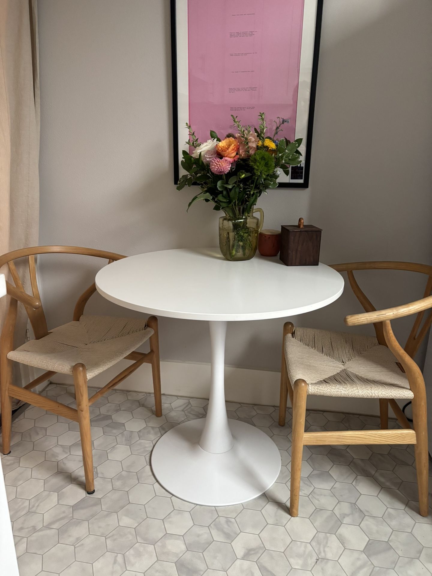 Tulip Table 