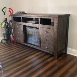 Tv stand with fire 