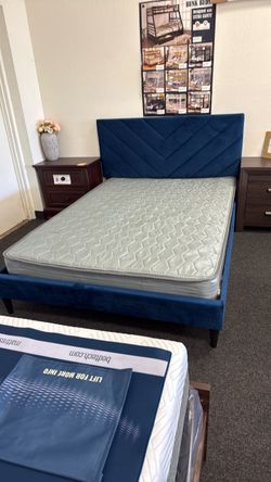 Full size platform bed frame