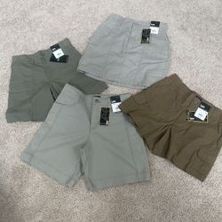 Women’s LEE COMFORT WAISTBAND  3-SHORTS AND 1-SKORT. SIZE 4