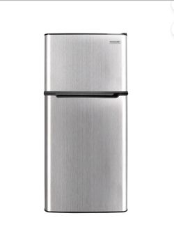 Frigidaire 7.5 Cu Ft Refrigerator, Stainless Steel Look Platinum Series Top Mount Fridge for Apartment, Kitchen, Office, Garage