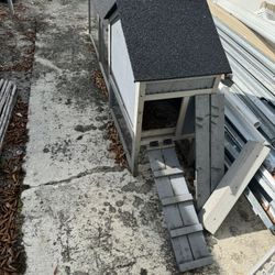 Bunny Hutch Rabbit Cage