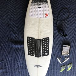 Surf Board (Custom Jack’s 6’1 2.35” Thick 5 Fin)