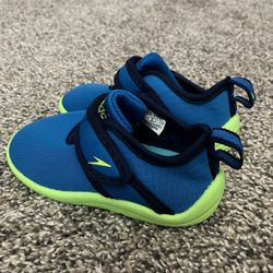 Toddler Speedo Brand Swim Shoes. Brand New 