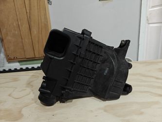 Honda Civic Engine Air Filter intake box assembly