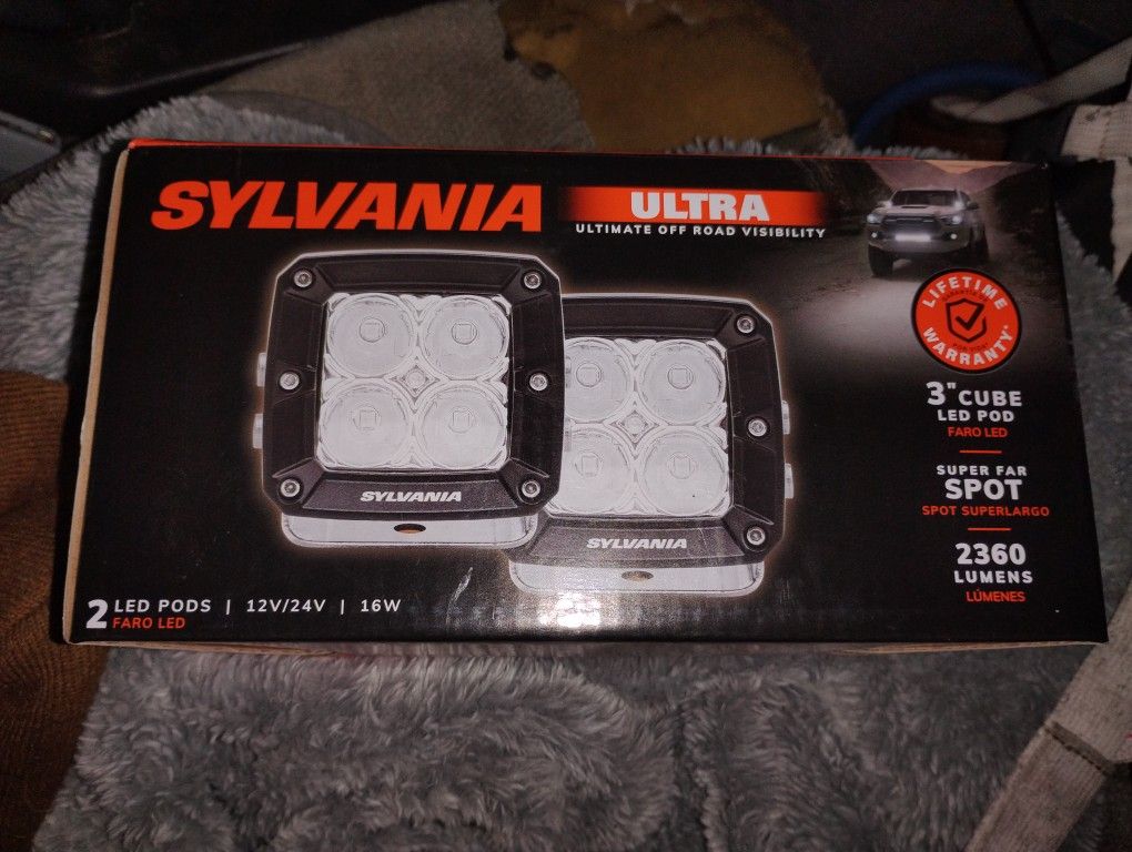 SYLVANIA  2- 3"LED PODS 2360 LUMENS 