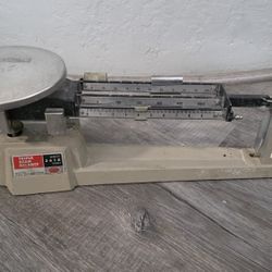 Ohaus Triple Balance Beam Mechanical Scale
