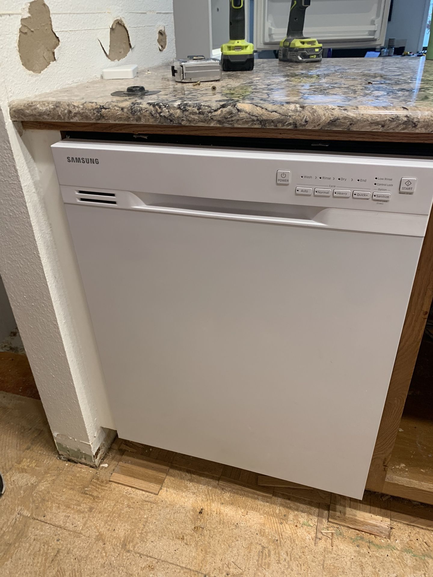 Samsung Almost New Dishwasher Model DW80J3020 Series for Sale in