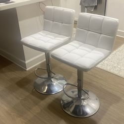 Like New White BAR Stools $80 firm!