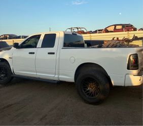 2014 Dodge Ram 1500 ST - PARTS ONLY