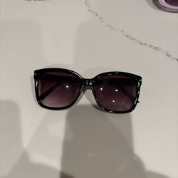 Black Framed Sunglasses