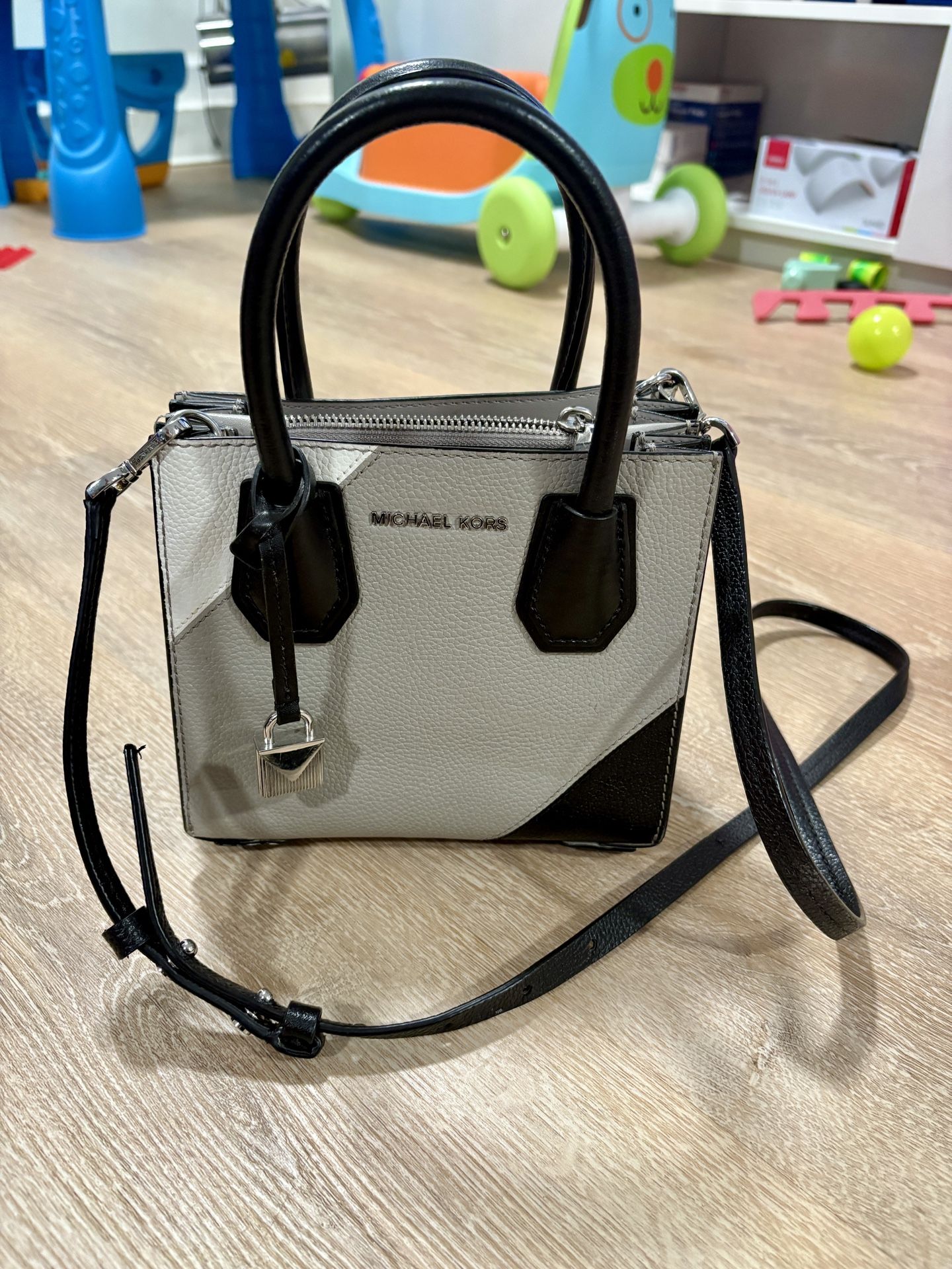 Michael Kors Mini Leather Crossbody