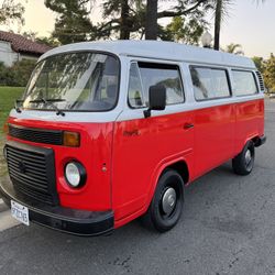 1975 Volkswagen Bus (no Smog Required)